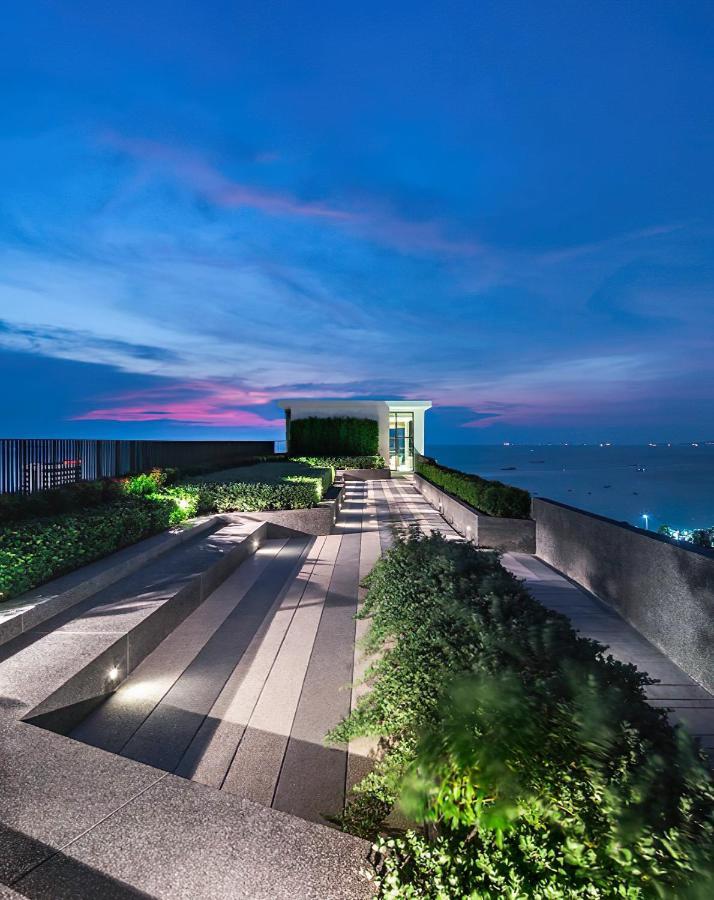 Central Pattaya Condo With A Beautiful View Exterior photo